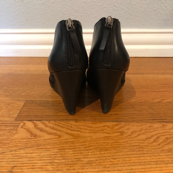 Trouve Black Leather Cutout Wedge Ankle Bootie GUC - Picture 3 of 7